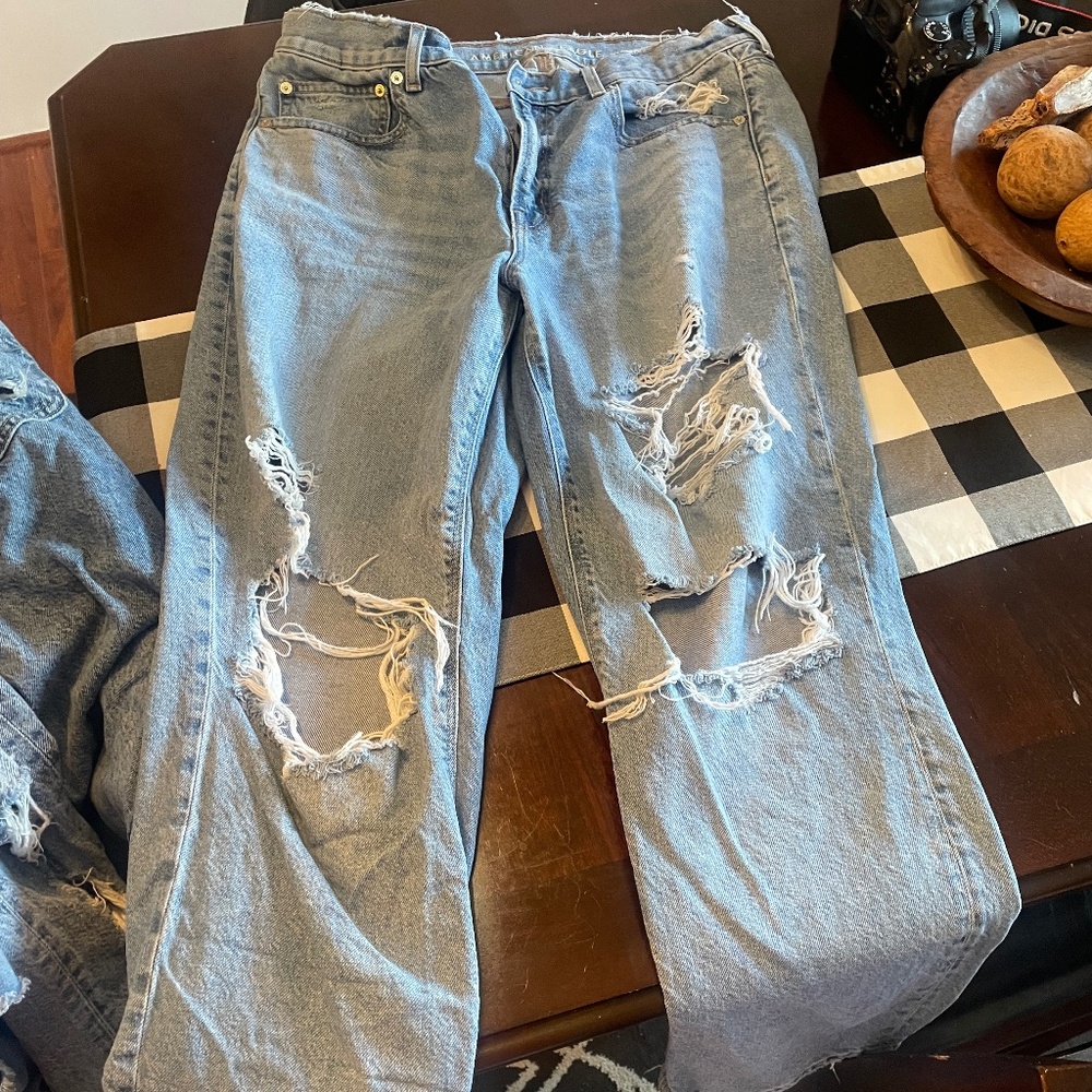 Jeans American eagle women’s distressed